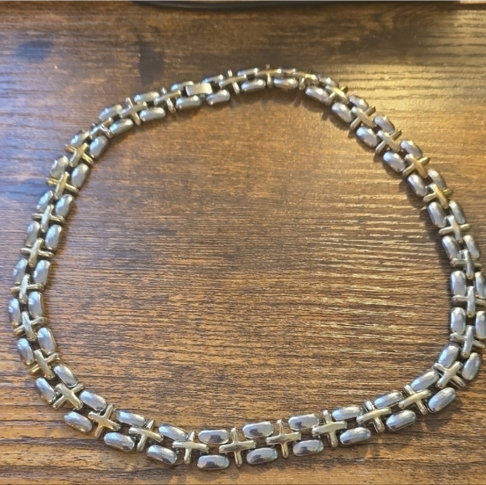 Elegant Two-Tone Necklace